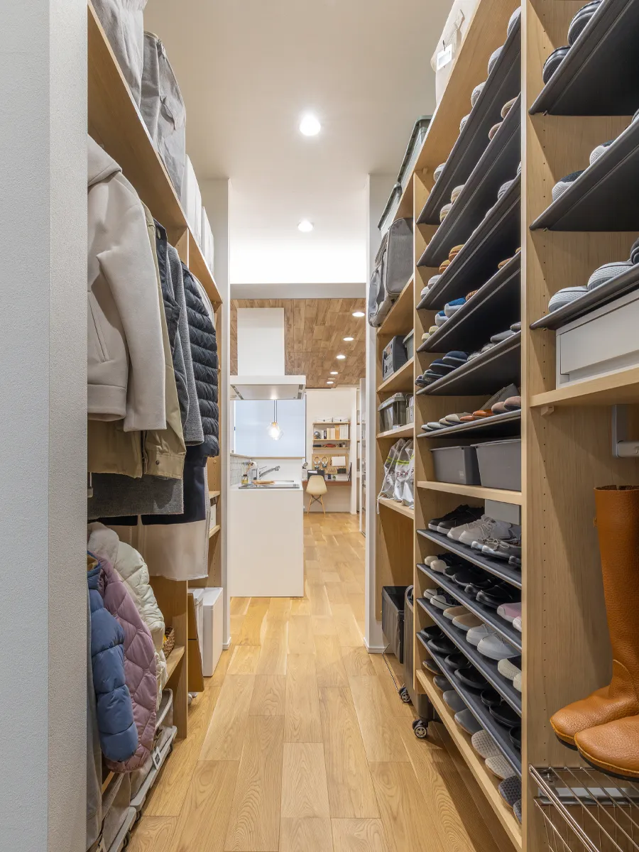 Ⅱ型ウォークスルータイプのシューズクロークプランイメージ