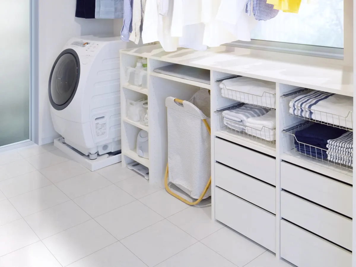 ランドリールーム 洗濯室は工夫次第で毎日の家事がラクラクに おすすめの収納アイデアもご紹介 収納デザインソムリエ 南海プライウッド株式会社